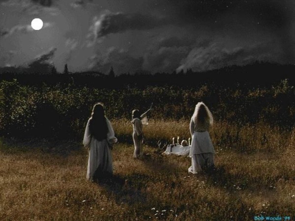 hexenritual im wald